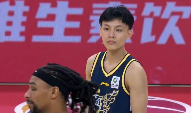 开云体育下载-伤势不乐观,依旧去报到!杜锋爱徒好样的,郭士强会留下他吗?